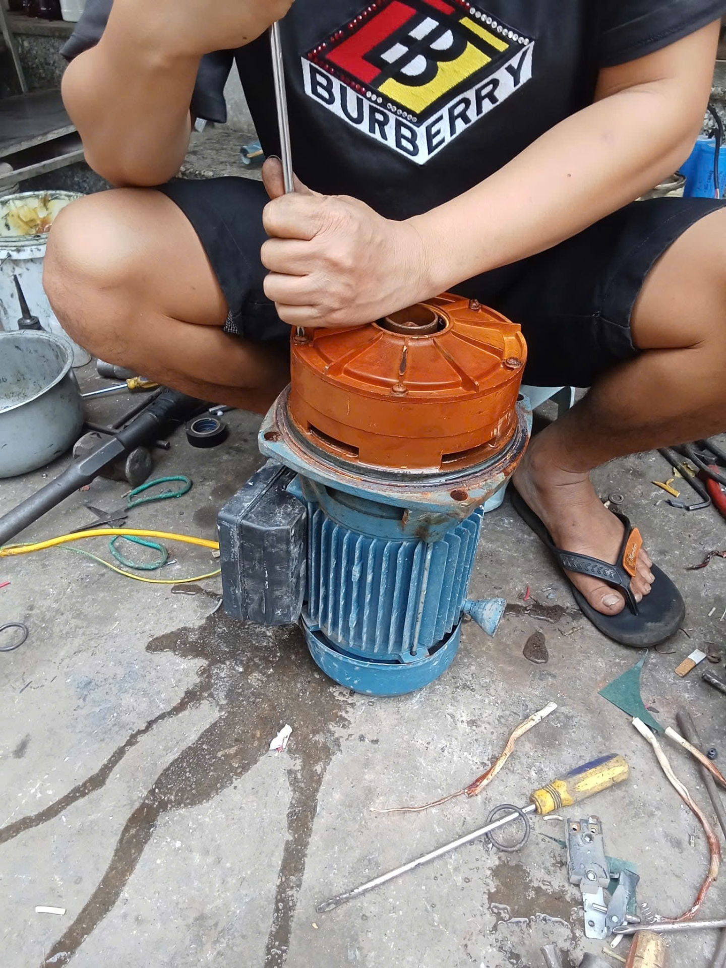 Sữa chữa máy bơm nước